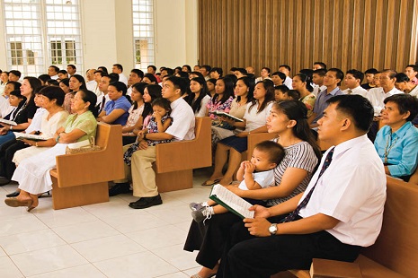 filipino family in church